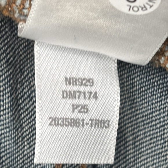 Madewell Petite Kick Out Crop Jeans in Lenoir Wash size  25P NWT NR929 - Picture 13 of 15